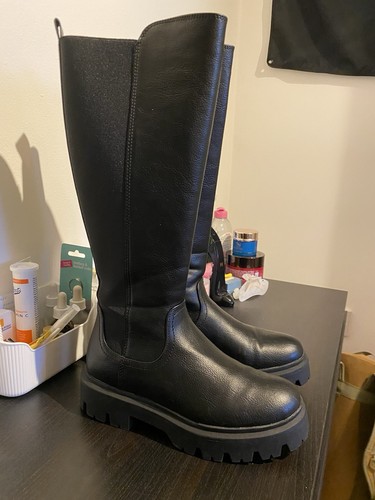 Women black chunky - black,